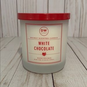 SOLD!!! DW Home Candle